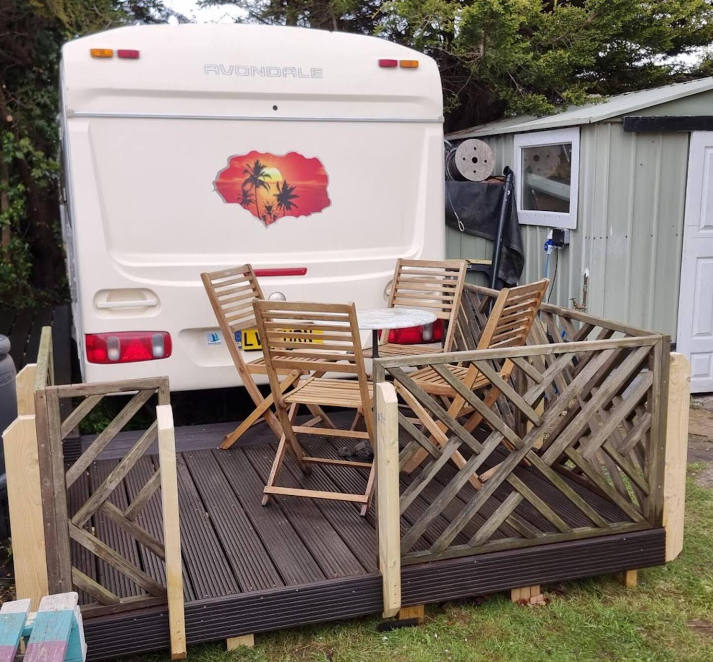 4 Berth Caravan In A Garden, Nestled In The Trees Hotel Gravesend Exterior foto